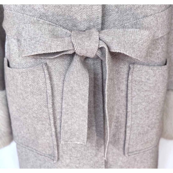 LOVE TOKEN Women Medium Light Gray Knit Faux Fur Trim GINNY Belted Cardigan EUC - Picture 7 of 9